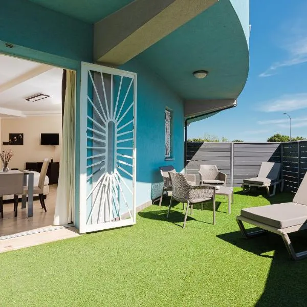 Hotel-Residence- Le Dune Breakfast & private beach included，位于丽都阿德里亚诺的酒店