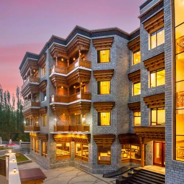 Hotel Gyalpo Residency - A Mountain View Luxury Hotel in Leh，位于列城的酒店