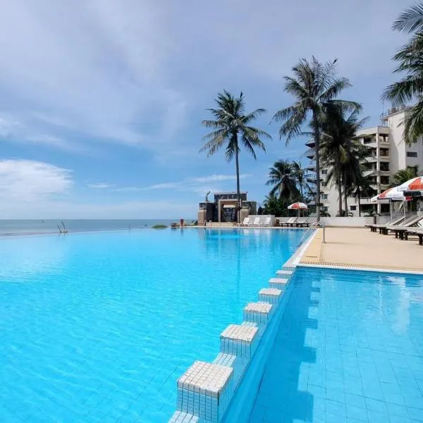 金松滩海滩度假酒店，位于Ban Mai的酒店