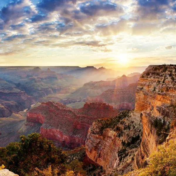 Serene Escape - Central to Grand Canyon and Sedona!，位于Bellemont的酒店