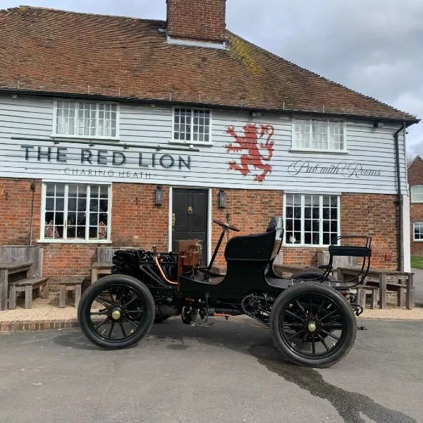 The Red Lion Charing Heath，位于查林的酒店