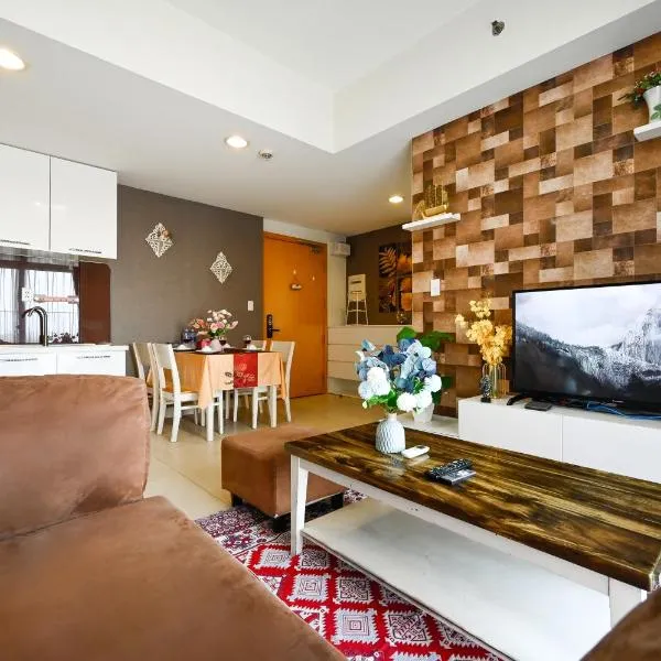 Landmark View 2 bedrooms condo in T1 Masteri Thao Dien, Fully Furnished With Full Amenities，位于胡志明市的酒店