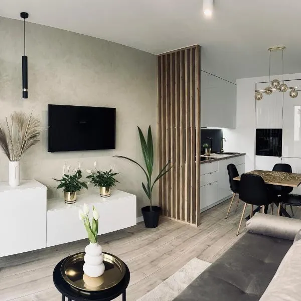 Nowoczesny apartament z garażem Morelova，位于格但斯克的酒店