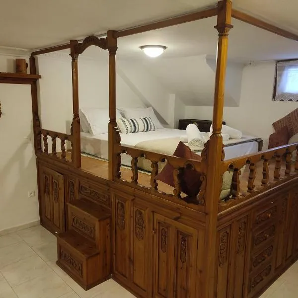 Captain's Mermaid Houses, Karpathos，位于卡尔帕索斯的酒店