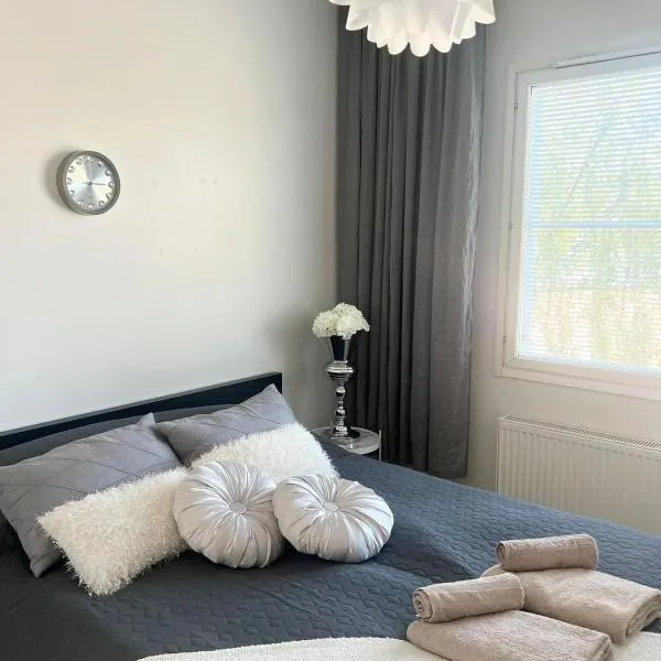 Gem of Annala - private sauna, free parking and WiFi，位于坦佩雷的酒店