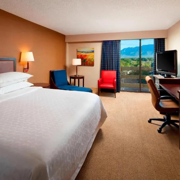 Sheraton Albuquerque Uptown by Marriott，位于阿尔伯克基的酒店