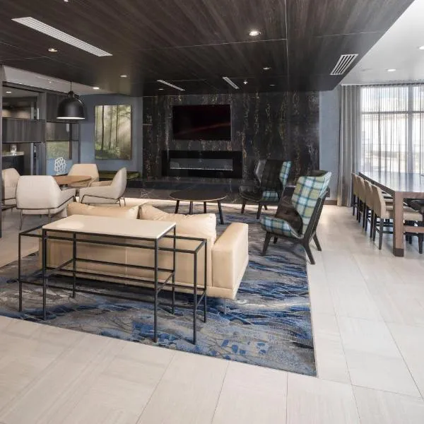 Fairfield Inn & Suites by Marriott Oklahoma City Downtown，位于俄克拉何马城的酒店