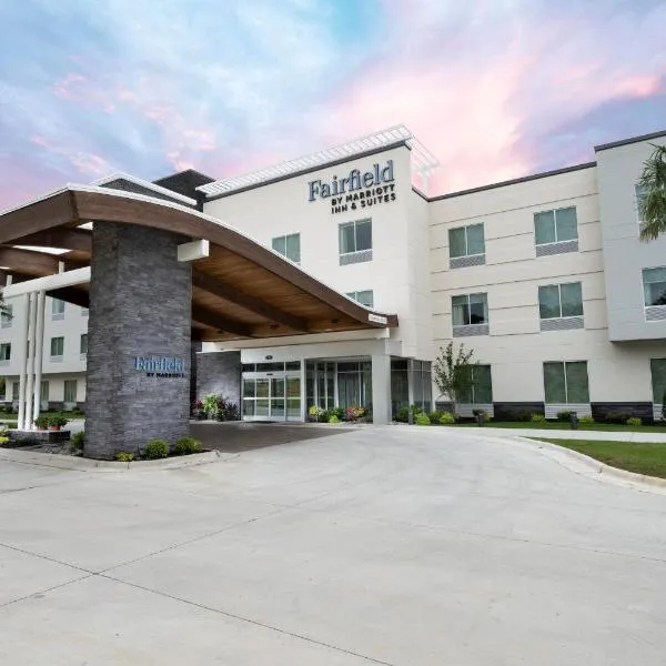 Fairfield Inn & Suites Arkadelphia，位于Caddo Valley的酒店