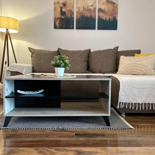 Nirvana Lux Apartman Zlatar，位于Brdo的酒店