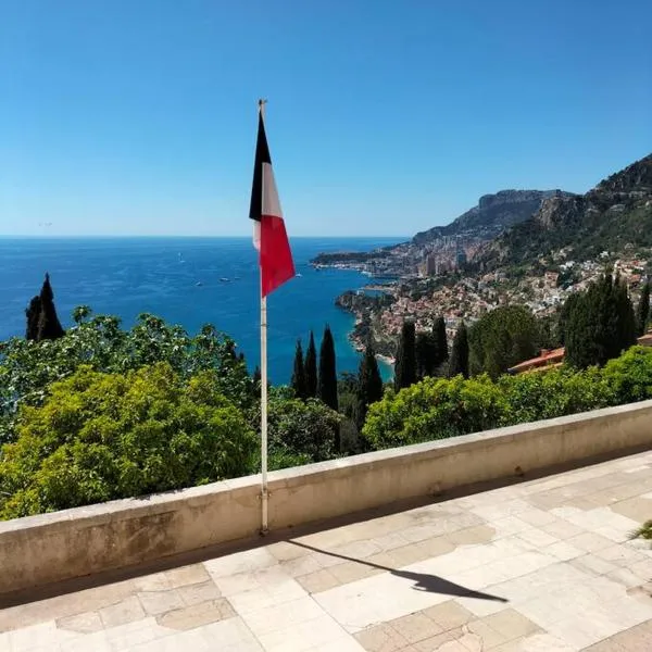 Joli deux pièces vieux village de Roquebrune-Cap-Martin，位于罗克布吕讷-卡普马丹的酒店