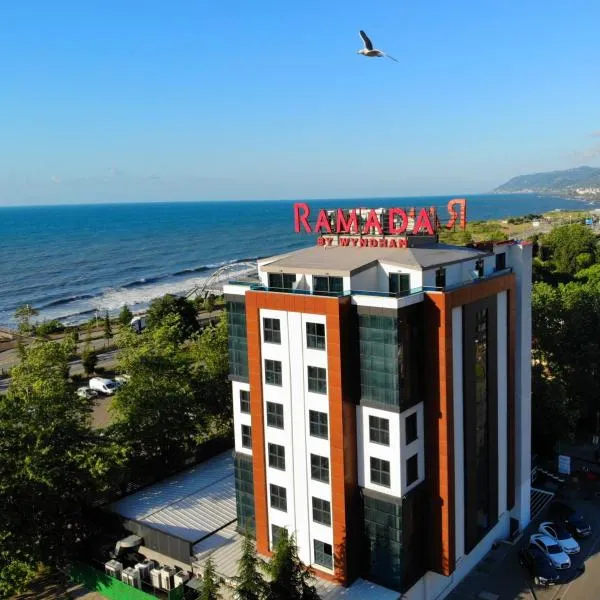 Ramada By Wyndham Vakfıkebir，位于Çarşıbaşı的酒店