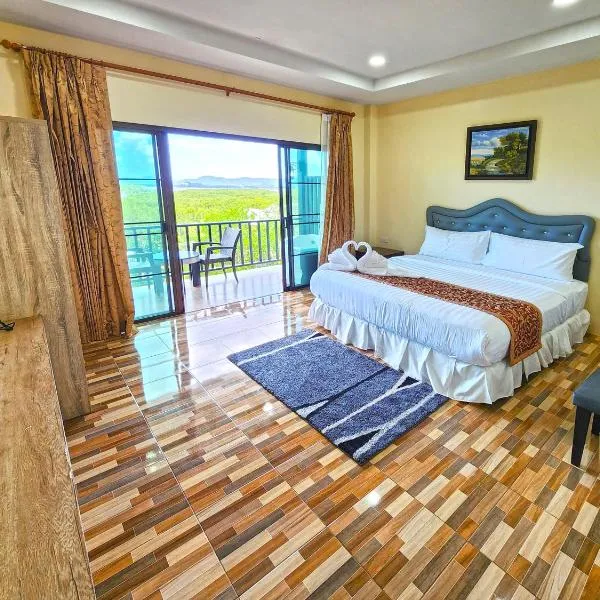 So View Phuket Resort，位于Ban Sam Kong的酒店