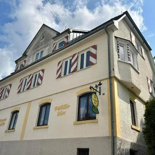 Brauereigasthof Schlüsselkeller，位于布伦茨河畔金根的酒店