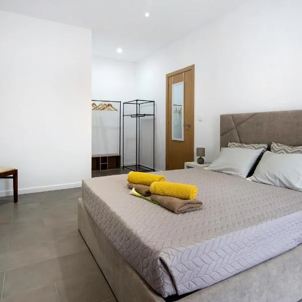 Capelas Pdl Apartment，位于卡佩拉什的酒店