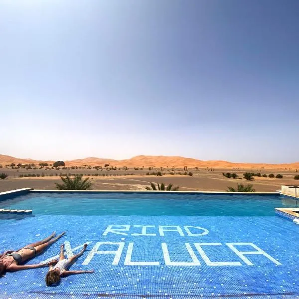 Hotel Riad Xaluca，位于梅尔祖卡的酒店