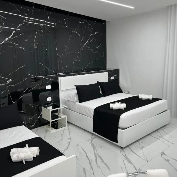 White Elegance Luxury B&B Caserta，位于卡塞塔的酒店