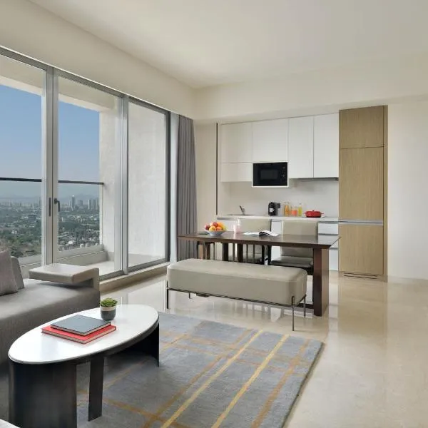 Marriott Executive Apartments Navi Mumbai，位于纳威孟买的酒店