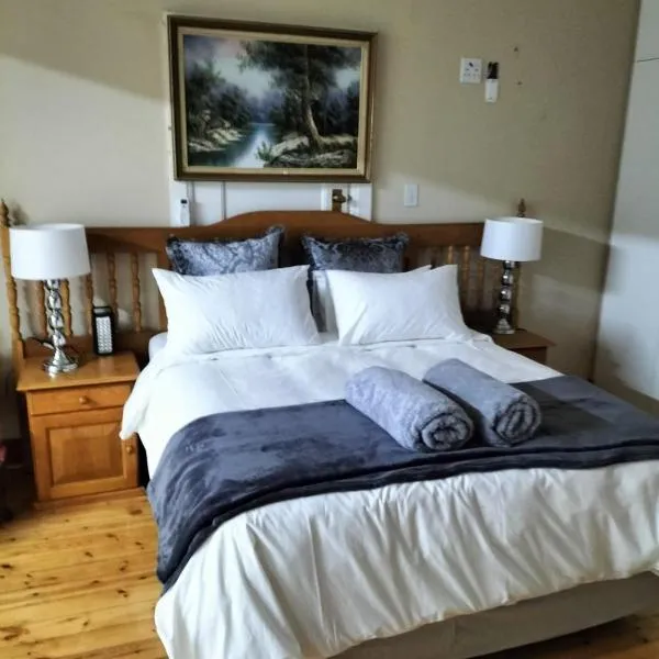 Uitenhage Apartment - 4 Graaff-Reinet Rd，位于The Springs的酒店