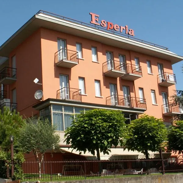 埃斯佩里亚酒店，位于塔皮安诺的酒店