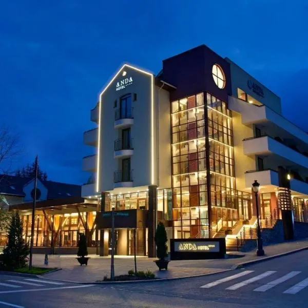 安达酒店，位于锡纳亚的酒店