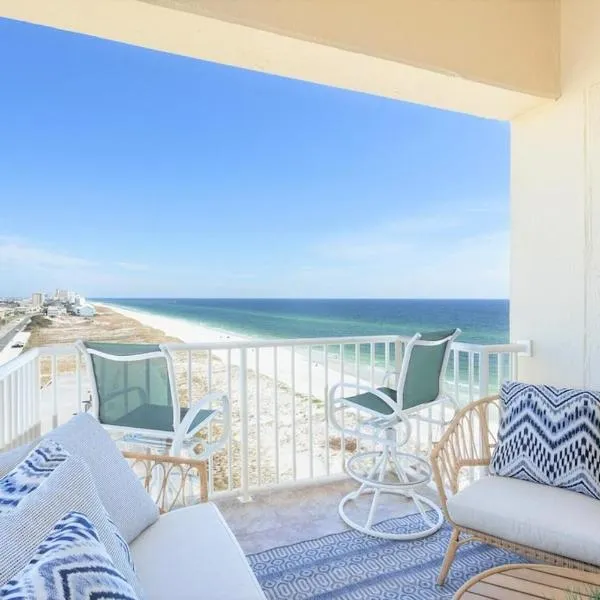 Ocean Front Penthouse Suite Panoramic Views of Gulf,Pensacola Beach,Pier, & Bay，位于彭萨科拉海滩的酒店