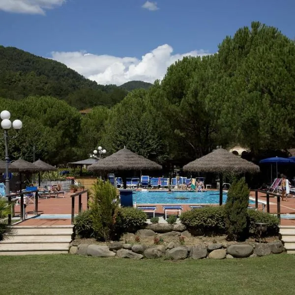 维拉吉奥阿尔伯格圣洛伦索圣卡塔林纳酒店，位于Valgiano的酒店