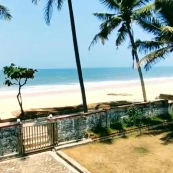 Vaishali Beach Villa，位于Padubidri的酒店