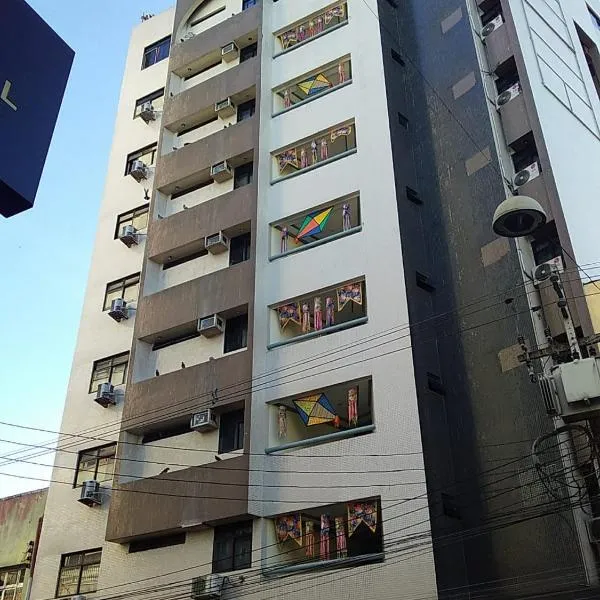 Central Hotel，位于大坎皮纳的酒店