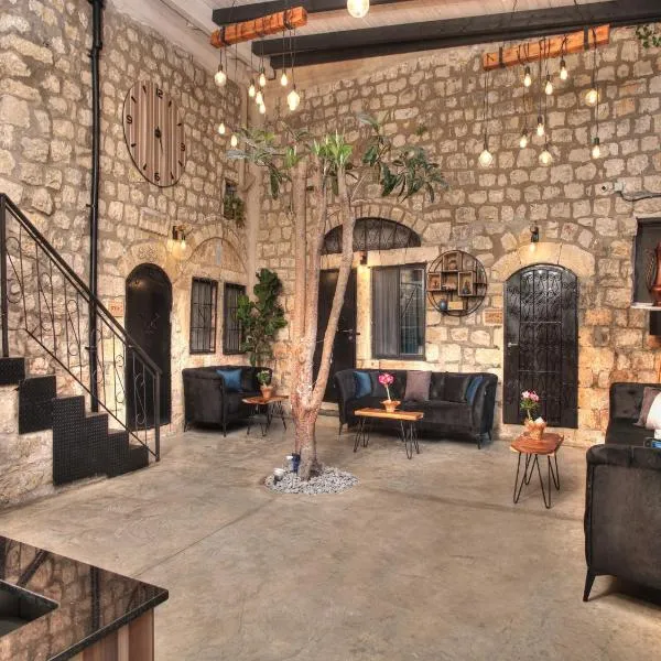 אבני החושן - סוויטות יוקרה בצפת העתיקה - Avnei Hachoshen - Luxury Suites in the Old City，位于萨法德的酒店