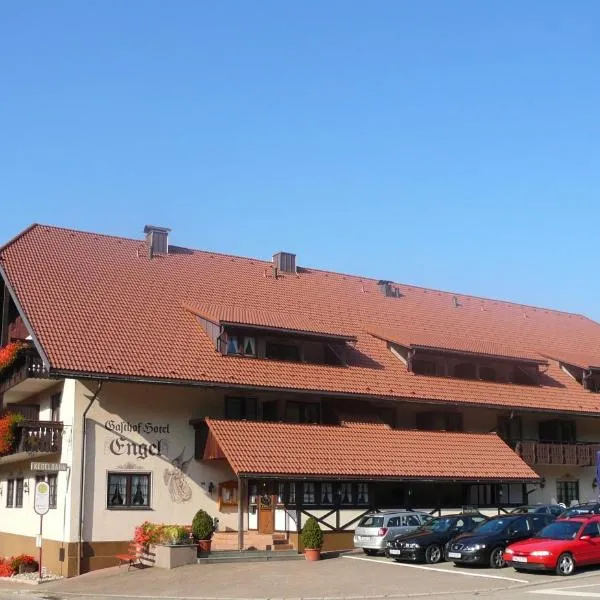 Gasthof Hotel Engel，位于Gütenbach的酒店