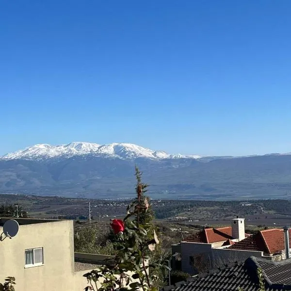 שלווה בהר，位于Yirʼon的酒店