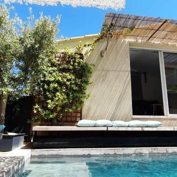 Maison de village 4 étoiles avec piscine privee，位于Villars的酒店