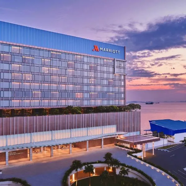 Batam Marriott Hotel Harbour Bay，位于瑟古邦的酒店