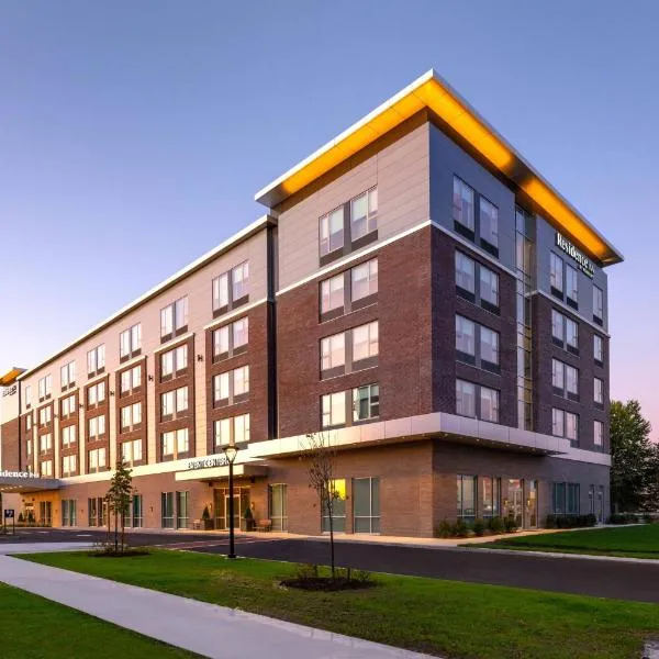 Residence Inn by Marriott Boston Natick，位于Sudbury的酒店