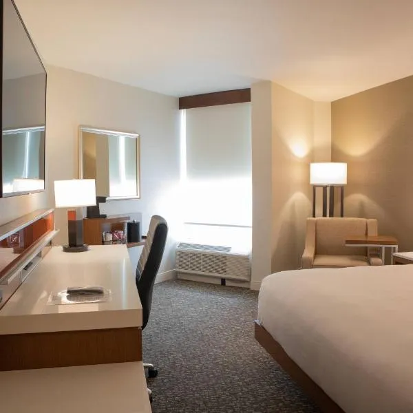 Delta Hotels by Marriott Allentown Lehigh Valley，位于New Tripoli的酒店