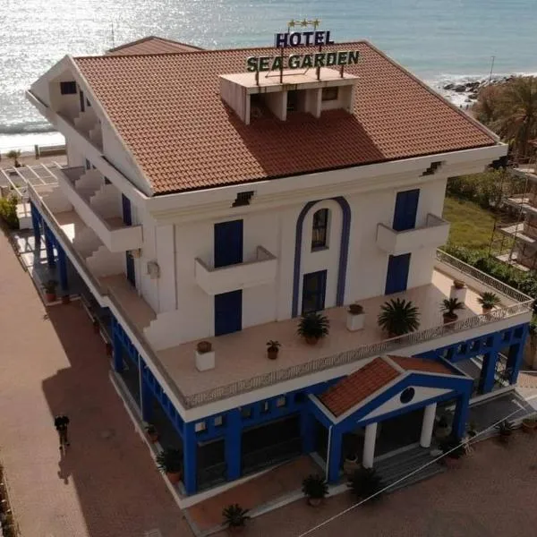 海洋花园酒店，位于Rota Greca的酒店