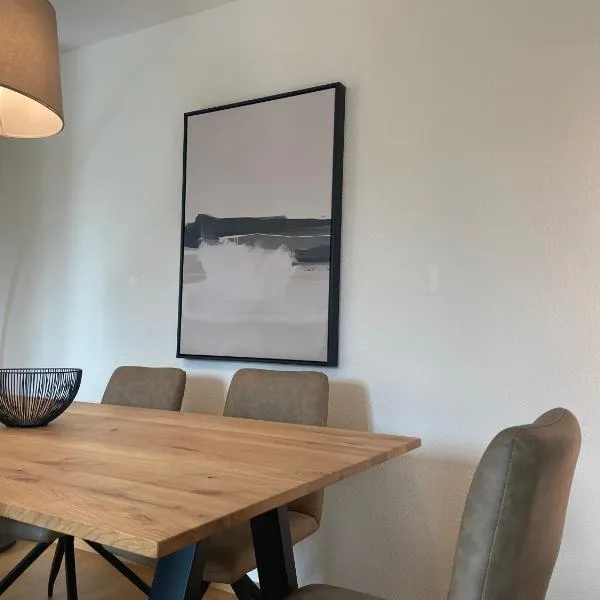 Modern 3BDR Duplex with Skyroof in Trendy Zurich West，位于苏黎世的酒店