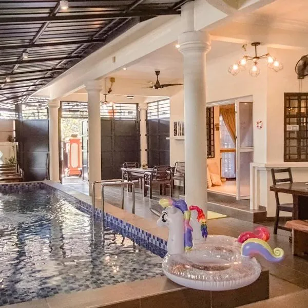 Pool Villa Max Bath Tub BBQ Steamboat Party 5Bedroom 23Pax Full Airconditioned，位于马六甲的酒店