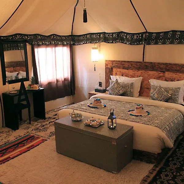 hello desert camp，位于伊尔富德的酒店