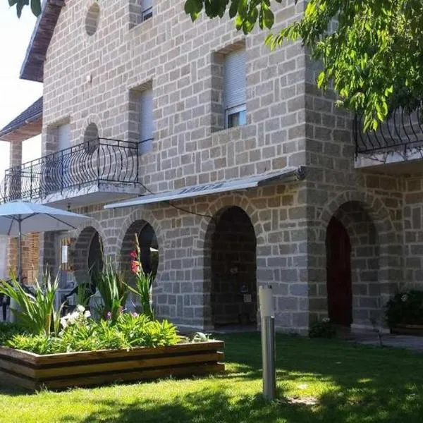 Hotel D Joao Miranda do douro，位于Vila Chã de Braciosa的酒店