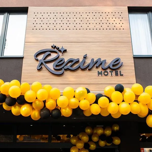 Hotel Rezime，位于泽尼察的酒店