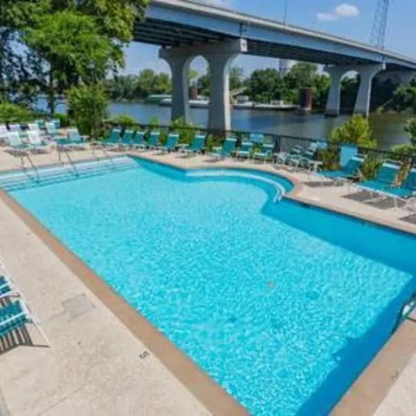 Captain's Quarters Riverfront #1，位于纳什维尔的酒店