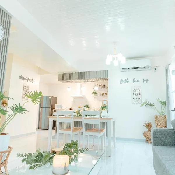 DGM AirBnB Urdaneta Pangasinan，位于Binalonan的酒店