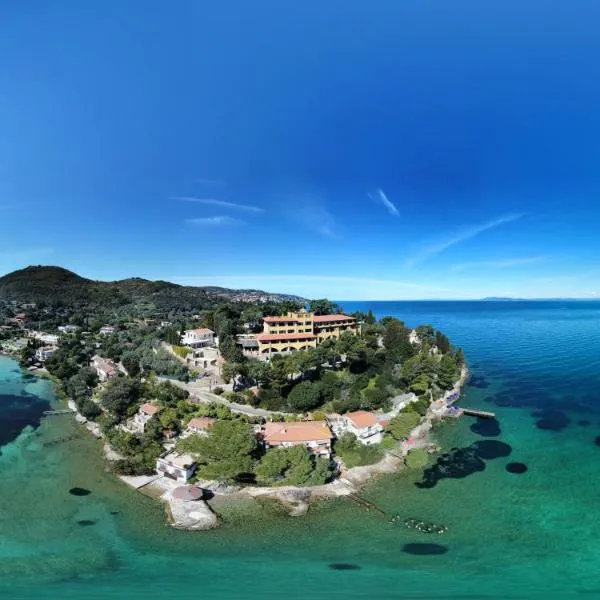 Mercure Argentario Hotel Filippo II，位于圣托斯特凡诺港的酒店