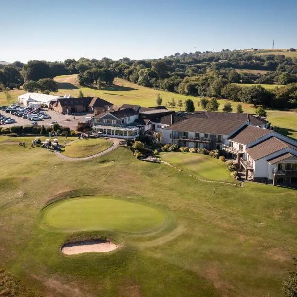 布莱恩牧场高尔夫球、酒店&SPA，位于Hengoed的酒店