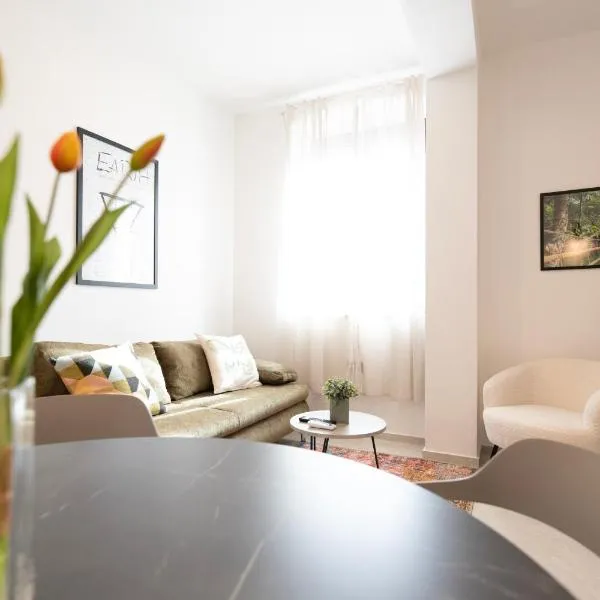 4 ELEMENTS - Luxury Family Apartments，位于塔尔的酒店