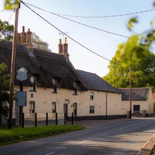 Breckland Thatched Cottage，位于Hockwold cum Wilton的酒店