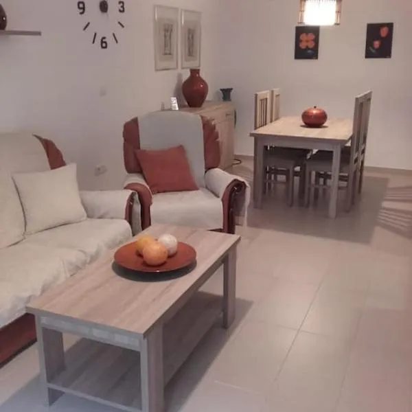 Vivienda vacacional con garaje Vistas a Mágina，位于巴埃萨的酒店