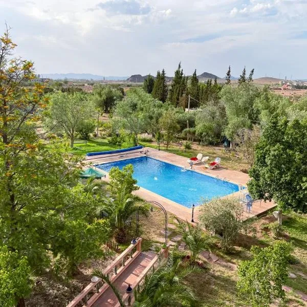 Maison avec piscine et grand jardin 1 hectare，位于马拉喀什的酒店