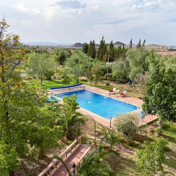 Maison avec piscine et grand jardin 1 hectare，位于Oulad Sidi Cheïkh的酒店